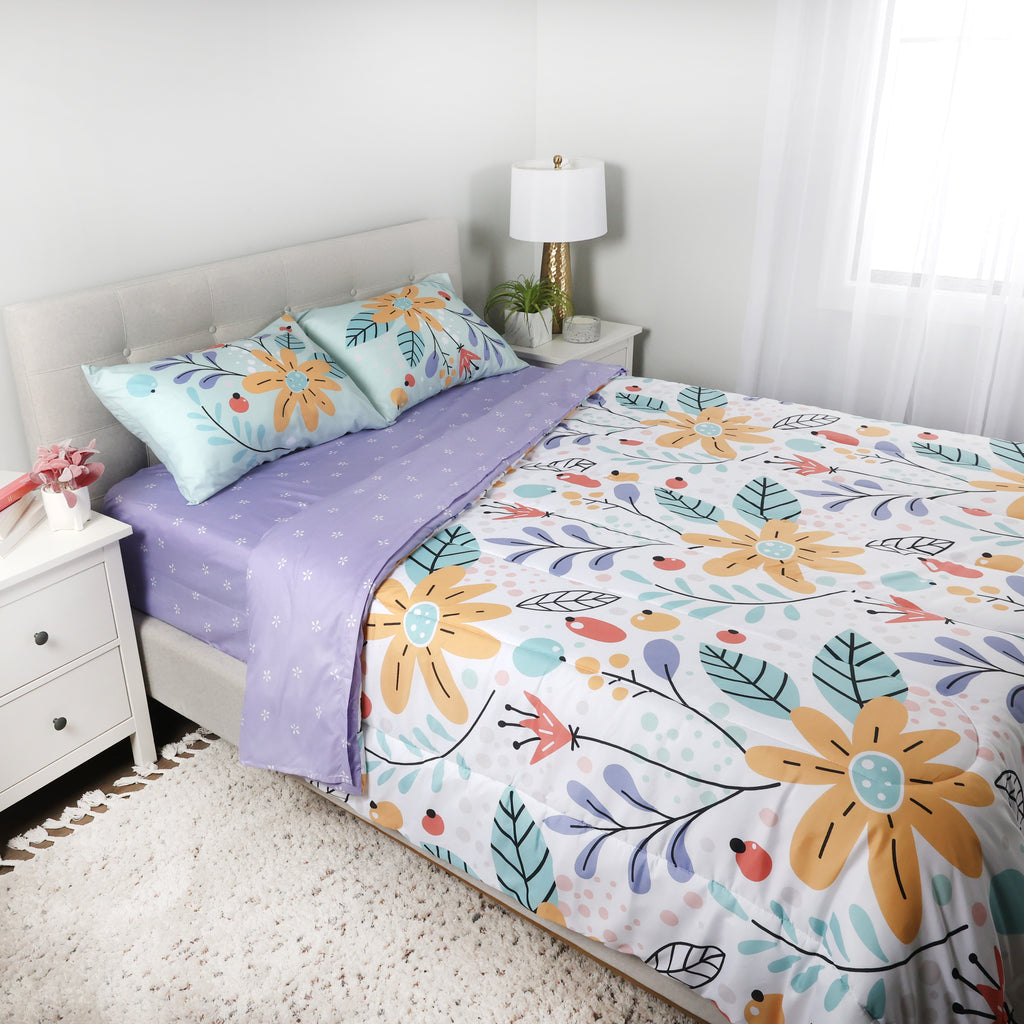 5-Piece Full Bedding Set, Floral room shot